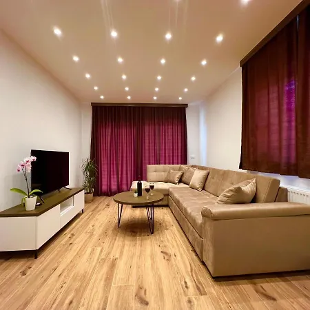 Vila Zrina - Apartmani Trogir Exterior photo